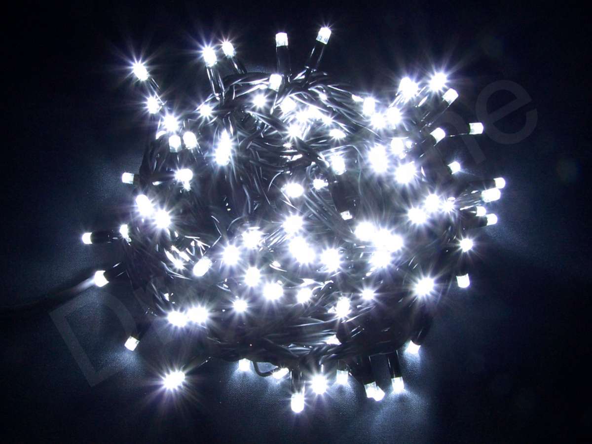 Weiße LED Lichterkette in Profiqualität mit schwarzem Kabel - 20 Meter 